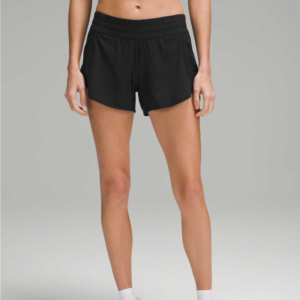 lululemon tracker low-rise lined shorts 4”